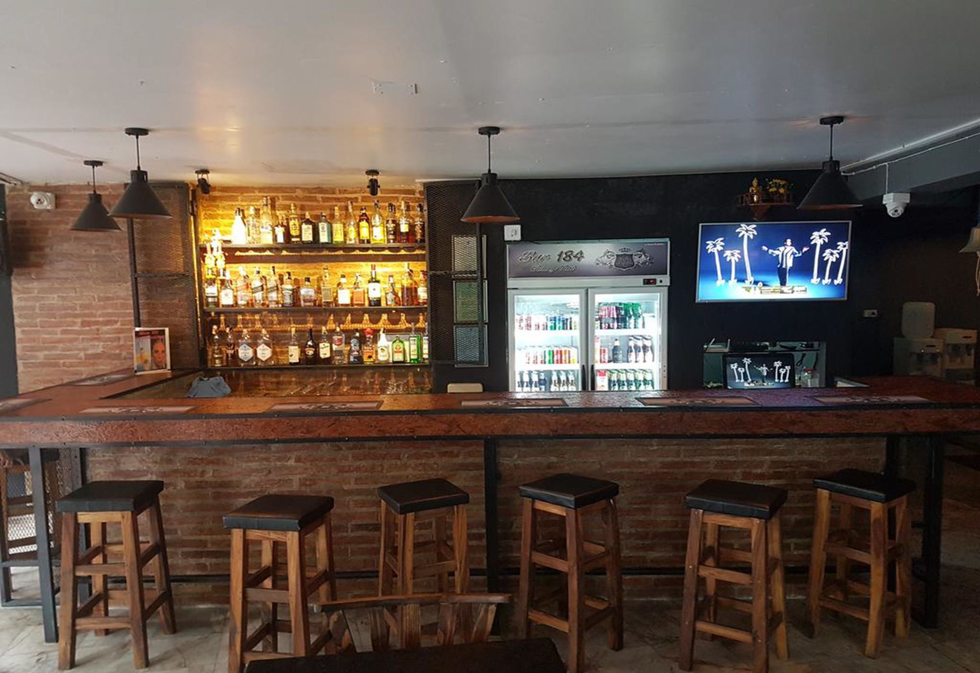 Bar 184 Party Hostel (Adults Only) Чианг Рай Екстериор снимка