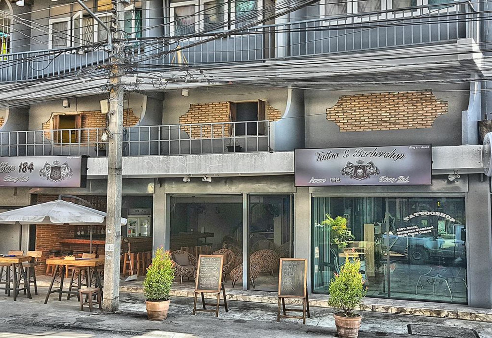Bar 184 Party Hostel (Adults Only) Чианг Рай Екстериор снимка