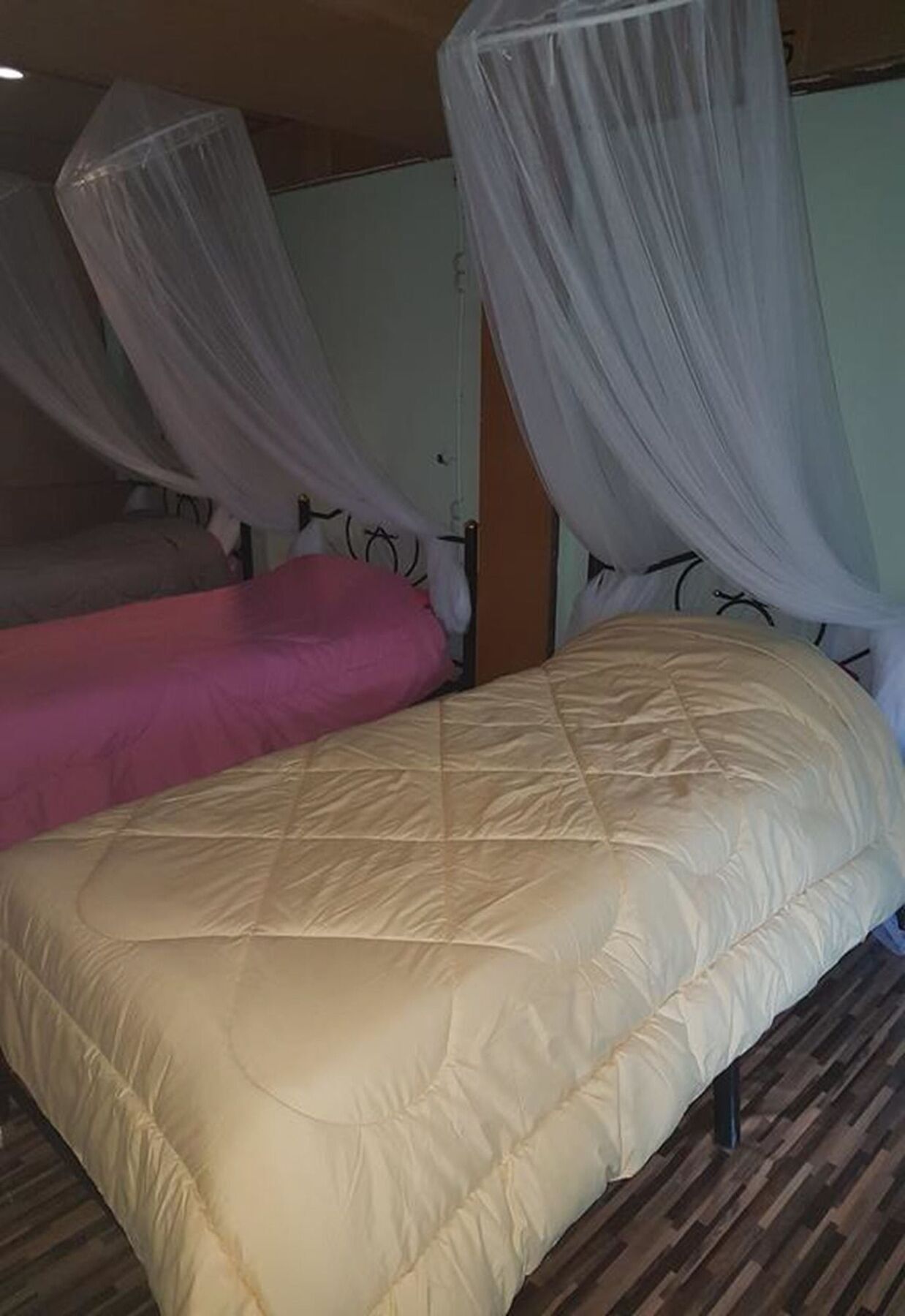 Bar 184 Party Hostel (Adults Only) Чианг Рай Екстериор снимка